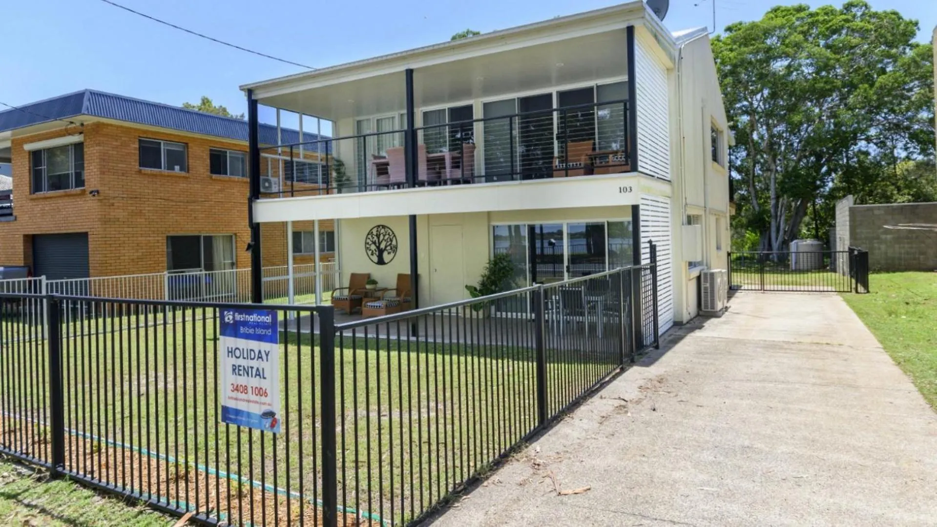 בית נופש Bongaree Ground Floor Air Conditioned, Fabulous Waterviews Overlooking Pumicestone Passage