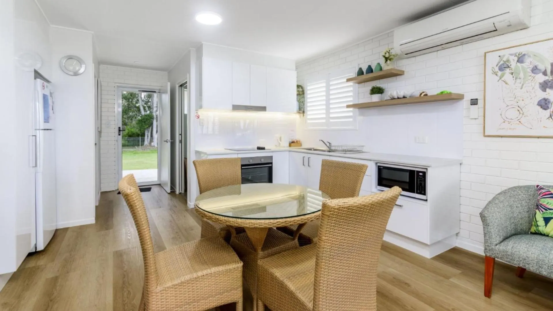 Bongaree Ground Floor Air Conditioned, Fabulous Waterviews Overlooking Pumicestone Passage 0*,